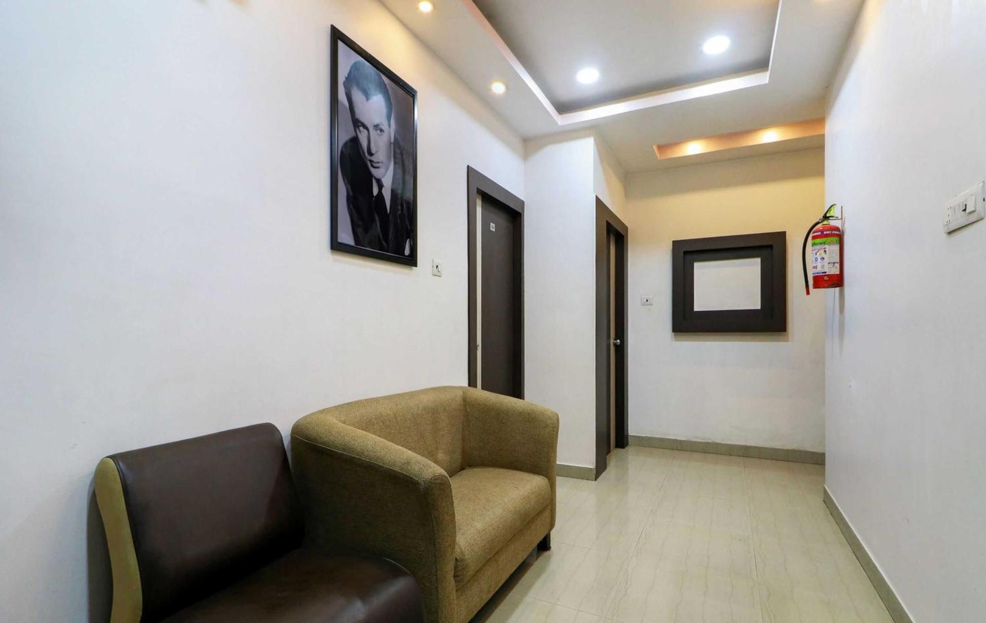 Oyo Flagship 1805 Hotel Star Delight Panchuria Exterior foto