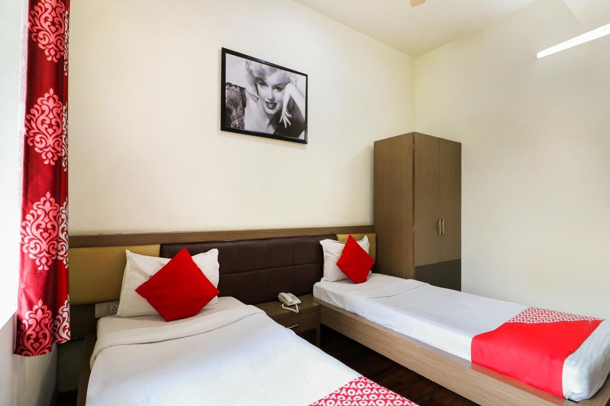 Oyo Flagship 1805 Hotel Star Delight Panchuria Exterior foto